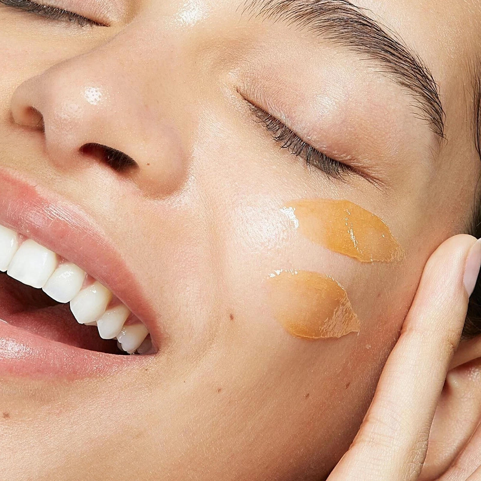เซนเทลล่า เอเชียติก้า ซูทติ้ง  - Skincare Centella บทวิจารณ์และราคา